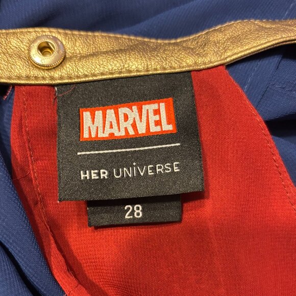 Her Universe Marvel The Captain Marvel Maxi Costume Dress Plus Size 28 - Picture 6 of 9